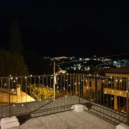 Voi Da Noi Intero Con Parcheggio Privato Apartamento