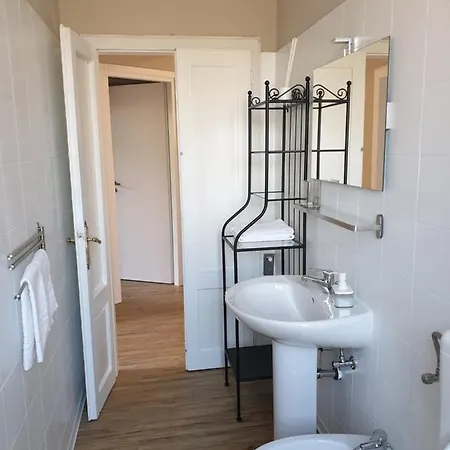 Voi Da Noi Intero Con Parcheggio Privato Torno