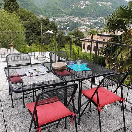 Voi Da Noi Intero Con Parcheggio Privato Lägenhet *