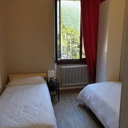 Voi Da Noi Intero Con Parcheggio Privato Lägenhet *